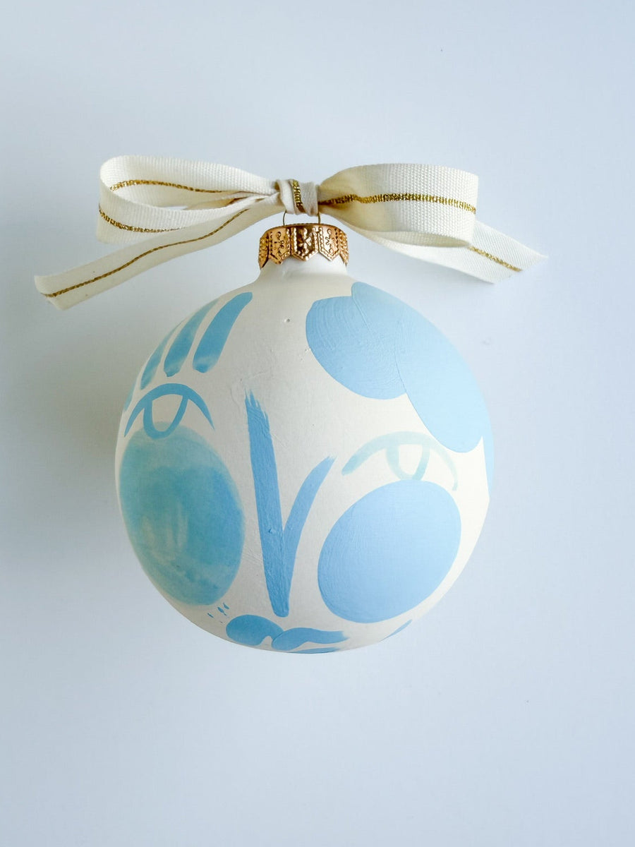 Monochromatic Bulb Babe No. 5